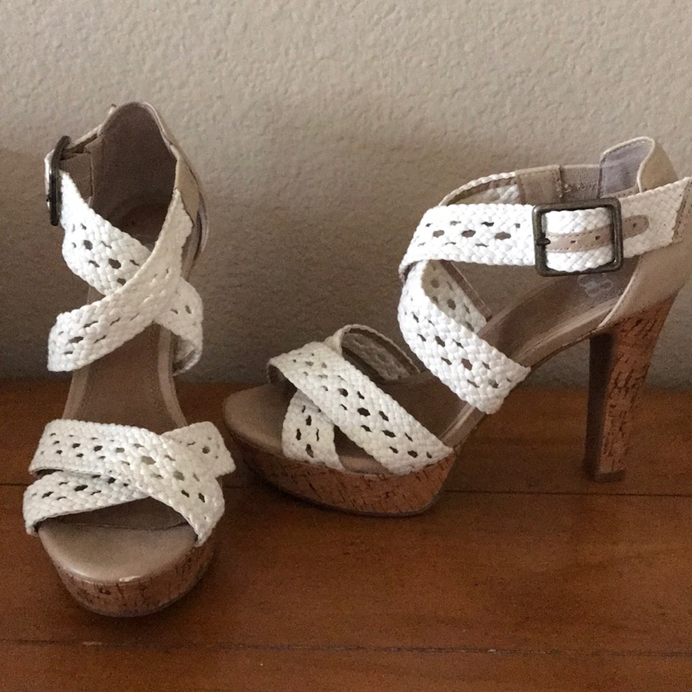 Gianni Bini white cork heels